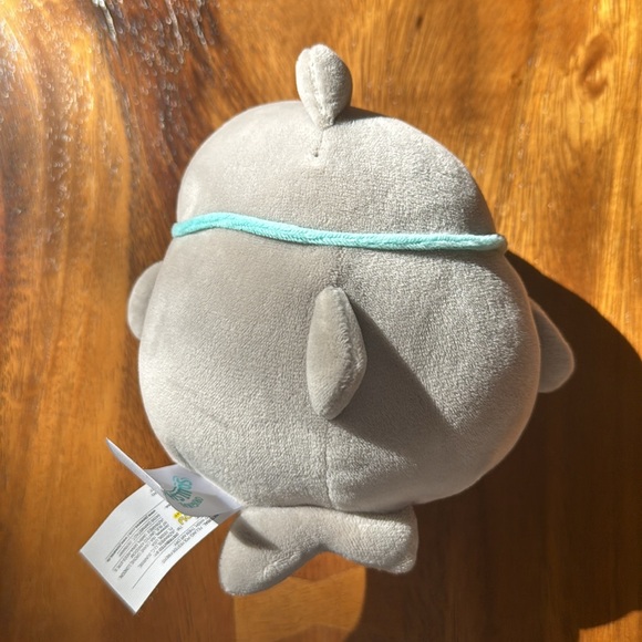 BRAND NEW Squishmallows 5" Gordon The Shark with Facemask - Picture 3 of 4